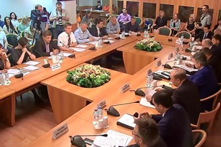 "Занимаются не нами". Работников частной компании отказались защищать даже Минтруд и СК