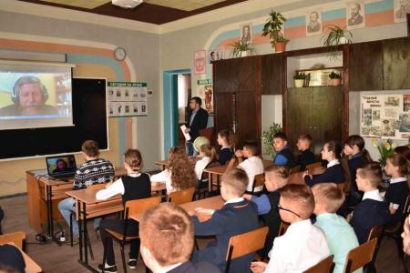 Тульский обком КПРФ организовал для кимовских школьников телемост со знаменитым полярником Виктором Боярским
