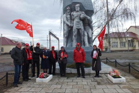 Курган. Зауральские коммунисты торжественно отметили День Великой Победы