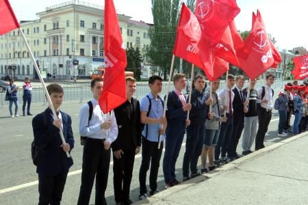 В Чувашии пионерская линейка прошла на главной площади столицы республики