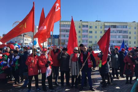 В Ямало-Ненецком автономном округе прошли праздничные демонстрации и митинги