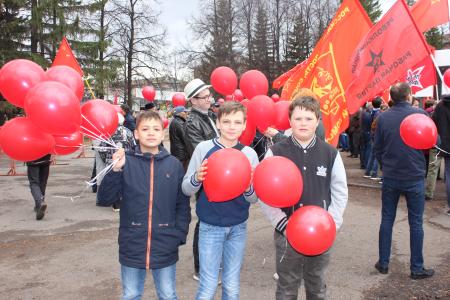 «Верните Родину мою!». Первомай в Башкирии