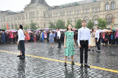 «Ура, юные пионеры!»
