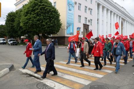 Ульяновск: цвет этого города всегда красный!