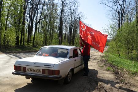Коммунисты Тамбовской области провели автопробеги, приуроченные ко Дню Победы