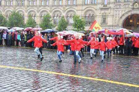 «Ура, юные пионеры!»