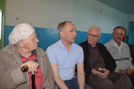 Сельские жители Алтая, в отличие от российского правительства, предпочитают чтить память своих погибших земляков, а не белочехов