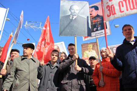 Томские коммунисты приняли участие в Параде Победы