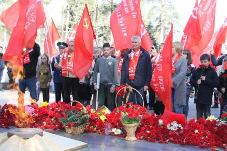 Костромские коммунисты отметили День Победы