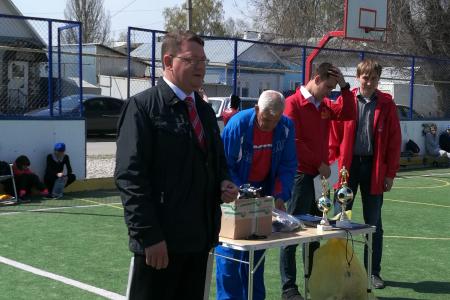 Первый секретарь Самарского обкома КПРФ Алексей Лескин принял участие в футбольном турнире на призы газеты "Трудовая Самара"