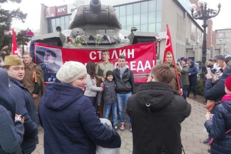 Коммунисты и комсомольцы Барнаула провели несколько праздничных мероприятий в честь Дня Победы