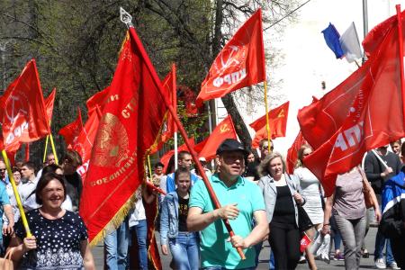 Н.Н. Иванов принял участие в Первомайской демонстрации трудящихся Курска