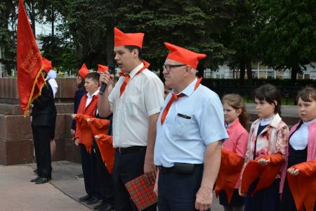 В Рязани прошла торжественная линейка, посвящённая 96-летию пионерской организации
