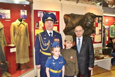 В Казани прошло торжественное награждение победителей республиканского детского конкурса «Моя семья и наша Победа»