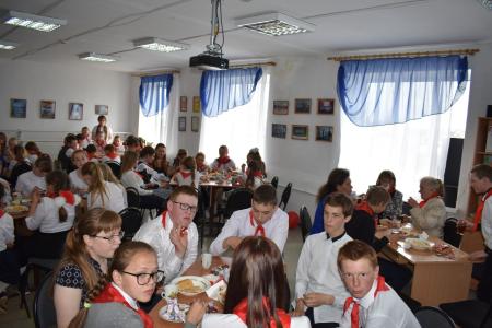 Пермский край. Коми-пермяцкий округ. День пионерии в Кочёво