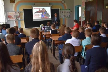 Тульский обком КПРФ организовал для кимовских школьников телемост со знаменитым полярником Виктором Боярским
