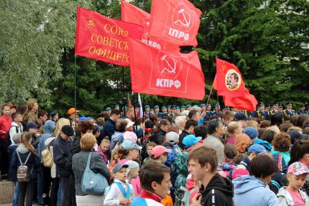 Челябинские коммунисты почтили память погибших в годы Великой Отечественной войны