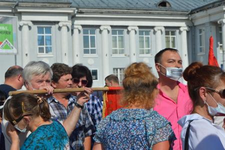 Алтайский край. Власти Новоалтайска сорвали согласованный ими же митинг против повышения пенсионного возраста