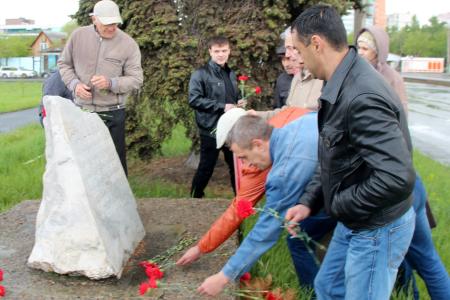 Коммунисты провели пикет в день 100-летия расправы над борцами за Советскую власть в Челябинске