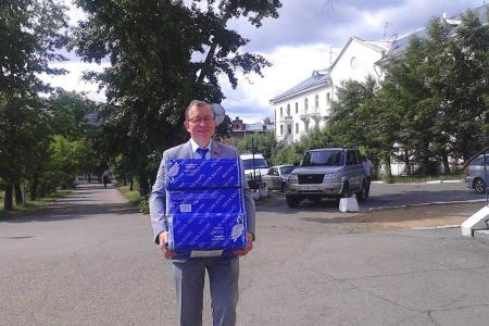 В.Г. Поздняков отмечает День рождения! Один год из жизни депутата-коммуниста