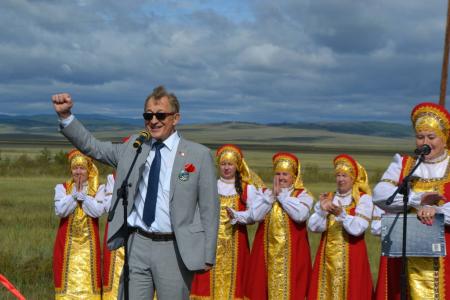В.Г. Поздняков отмечает День рождения! Один год из жизни депутата-коммуниста