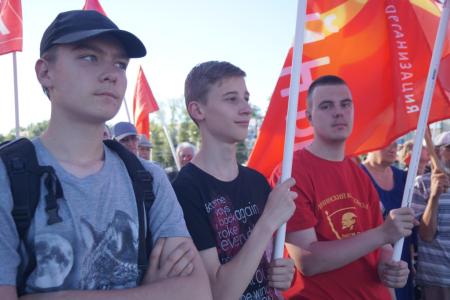 Пензенские коммунисты почтили память героев Великой Отечественной