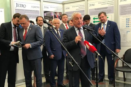 Николай Харитонов: Фракция КПРФ приветствует выставку совместных российско-японских проектов в Государственной Думе