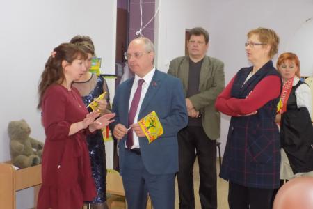 В день защиты детей депутат Госдумы Сергей Гаврилов посетил Воронежский областной специализированный Дом ребёнка