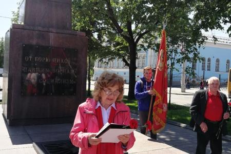 В Барнауле прошла памятная акция в честь защитников красного Барнаула 1918 года