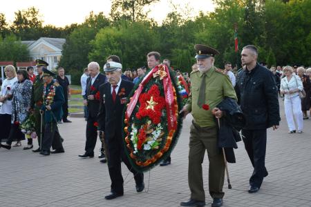 Коммунисты и комсомольцы почтили память героев Великой Отечественной войны 