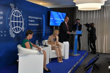 Г.А. Зюганов: Парламентариям надо максимально консолидировать свою деятельность