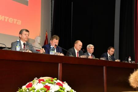 30 июня в Подмосковье открылся V (июньский) Пленум ЦК КПРФ