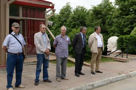 В Новосибирске стартовал автопробег КПРФ, посвященный 77-й годовщине начала Великой Отечественной войны