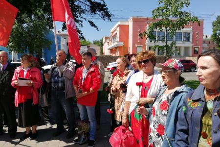 В Барнауле прошла памятная акция в честь защитников красного Барнаула 1918 года