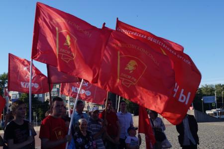 Пензенские коммунисты почтили память героев Великой Отечественной