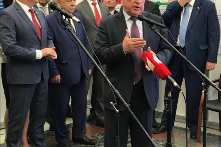Николай Харитонов: Фракция КПРФ приветствует выставку совместных российско-японских проектов в Государственной Думе