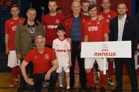 Г.А. Зюганов принял участие в открытии четвертого всероссийского турнира по мини-футболу (прямая трансляция)