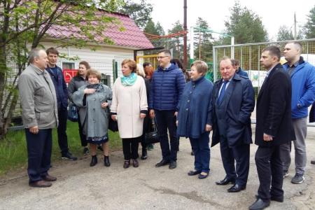 Республика Коми. Депутат КПРФ проверил готовность детских оздоровительных лагерей к летнему сезону