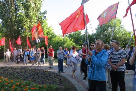 В Тамбове коммунисты провели акцию протеста «Нет антинародной реформе по повышению пенсионного возраста!»