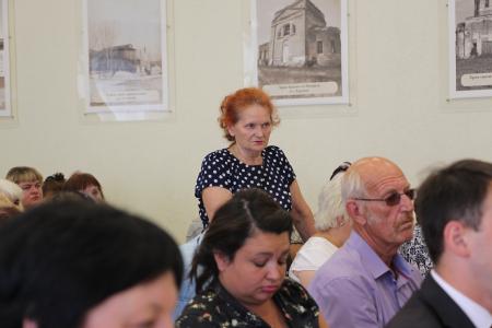 Первый секретарь Саратовского обкома КПРФ Ольга Алимова провела встречу с жителями Татищевского района