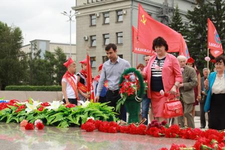 Иркутские коммунисты и «Дети войны» отметили День памяти и скорби