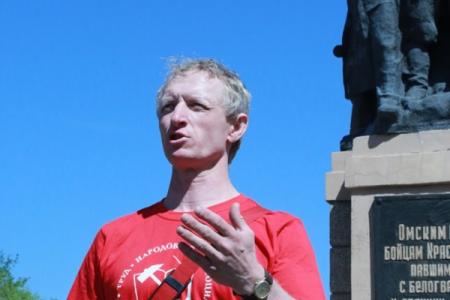 В поселке Марьяновка Омской области прошел митинг памяти, посвященный 100-летию начала Гражданской войны 