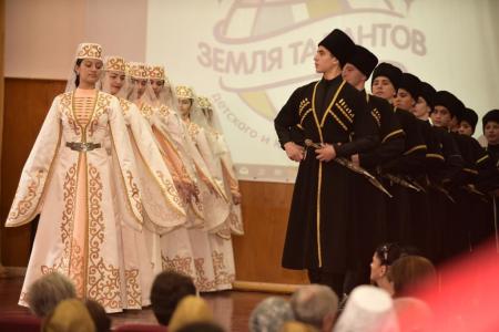 Завершился комсомольский слет Северо-Кавказского и Южного федеральных округов