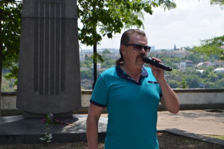 Севастополь. Коммунисты приняли участие в празднике поэзии в День русского языка