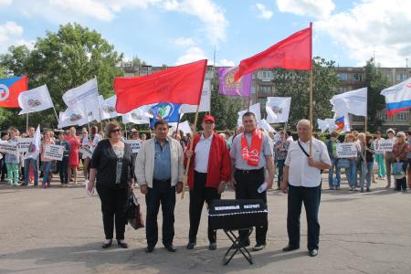В Пскове проходит марафон пикетов против повышения пенсионного возраста