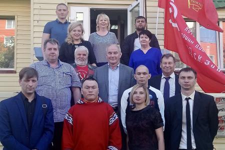Вячеслав Тетёкин пожелал побед ямальским кандидатам в муниципальные депутаты от КПРФ