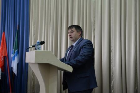 Новосибирские комсомольцы проведут более двухсот мероприятий на столетие ЛКСМ