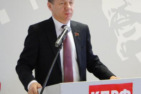 Амурское отделение КПРФ выдвинуло Татьяну Ракутину кандидатом в губернаторы области