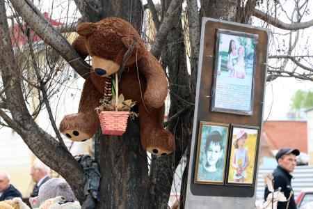 Юрий Афонин и кемеровские коммунисты почтили память погибших в «Зимней вишне»