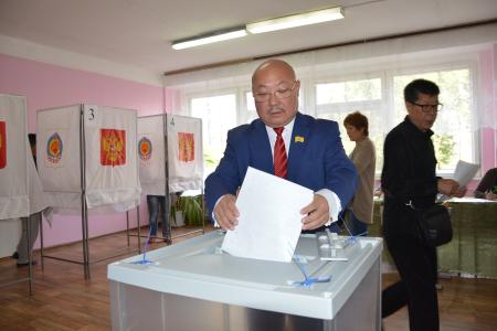 Коммунистов в Калмыкии не допускают в УИКи